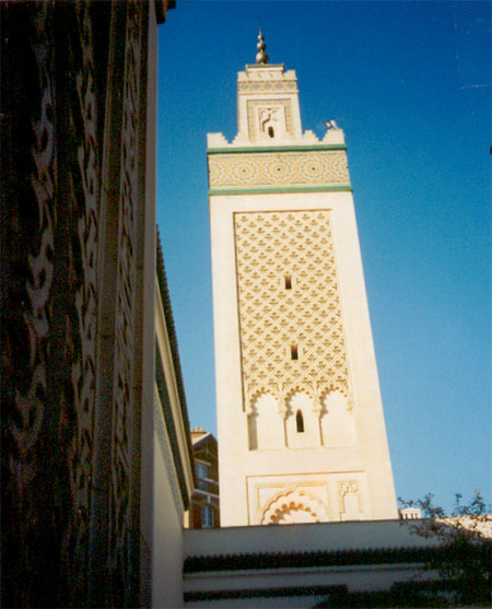 Minaret 2